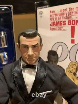 12 1/6 SIDESHOW Collectibles Dr. No James Bond 007 Plus older Sean Connery head