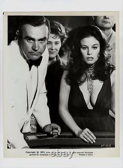 (24) Orig 1971 SEAN CONNERY as James Bond. NSS Still Set DIAMONDS ARE FOREVER
