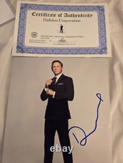 ALL (6) James Bond 007 Autographs Photos withProof Of Authenticity, COA. Frame it