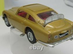 CORGI JAMES BOND'S 007 ASTON MARTIN DB5 GOLDFINGER SEAN CONNERY 04204 GOLD Car