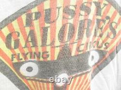 GOLDFINGER Vintage PUSSY GALORES FLYING CIRCUS T-Shirt James Bond SEAN CONNERY