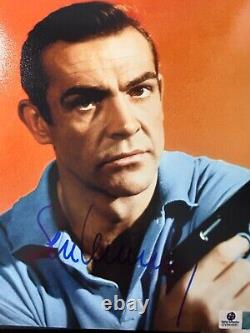 James Bond 007 Sean Connery Autograph. 8X10. COA Global Authentics
