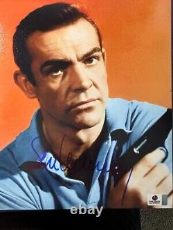James Bond 007 Sean Connery Autographed 8x10. COA Global Authentics