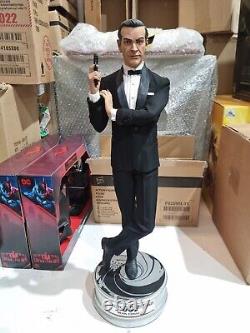 James Bond 007 Sean Connery Premium Statue Format by SIDESHOW COLLECTIBLES