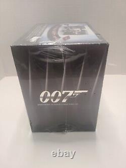 James Bond 007 Ultimate Collector's Set 21 Movies (42 Discs) Bonus 2 Books