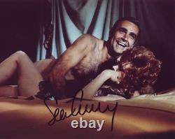 James Bond Sean Connery Signed 8x10 Photograph