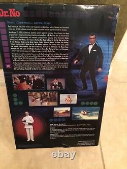 NEW Sideshow Collectibles Dr. No JAMES BOND 007 Sean Connery 12 Figure 2002