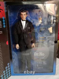 SIDESHOW 12 Collectible Figure- Sean Connery as JAMES BOND in DR. NO NEW