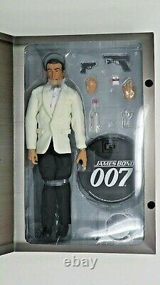 SIDESHOW COLLECTABLES 007 James Bond Legacy Collection Sean Connery NEW