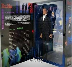 Sean Connery as 007 James Bond in Dr. No Sideshow Collectibles 12 Figure