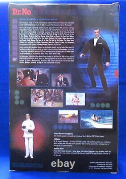 Sean Connery as James Bond 007 in Dr No Sideshow Toy 12 Figure 2002