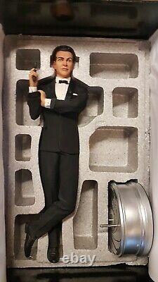 Sideshow Sean Connery James Bond 007 Hot Toy 896/2000 LIMITED 1/4 Scale Statue