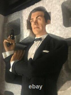 Sideshow Sean Connery as James Bond 007 742/2000 LIMITED 1/4 Scale Statue