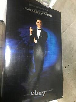 Sideshow Sean Connery as James Bond 007 742/2000 LIMITED 1/4 Scale Statue