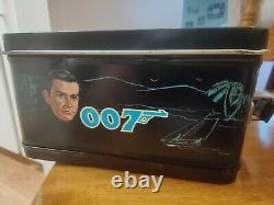 Vintage 1966 James Bond Secret Agent 007 Lunchbox Sean Connery. Cool Graphics